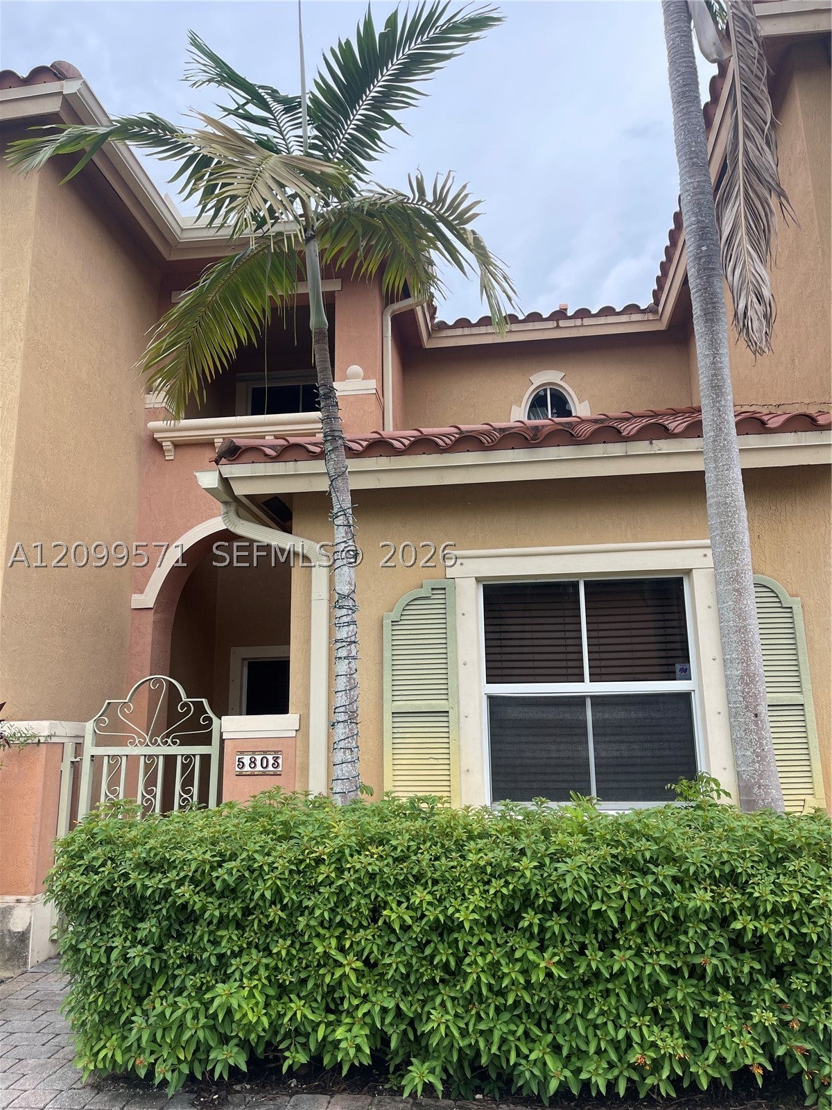 5803 Siena Ln 606