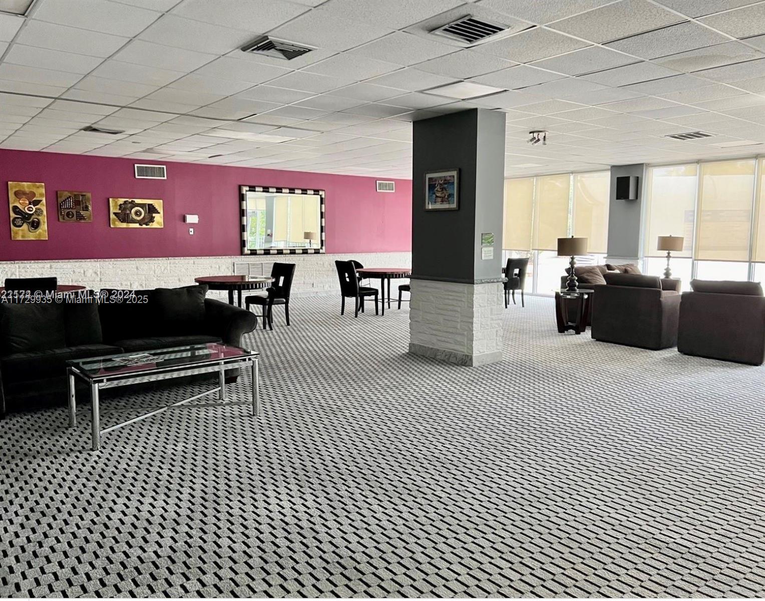 BAYVIEW TOWERS CONDO SOUT - Residential