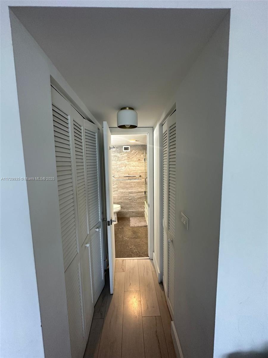 BAYVIEW TOWERS CONDO SOUT - Residential