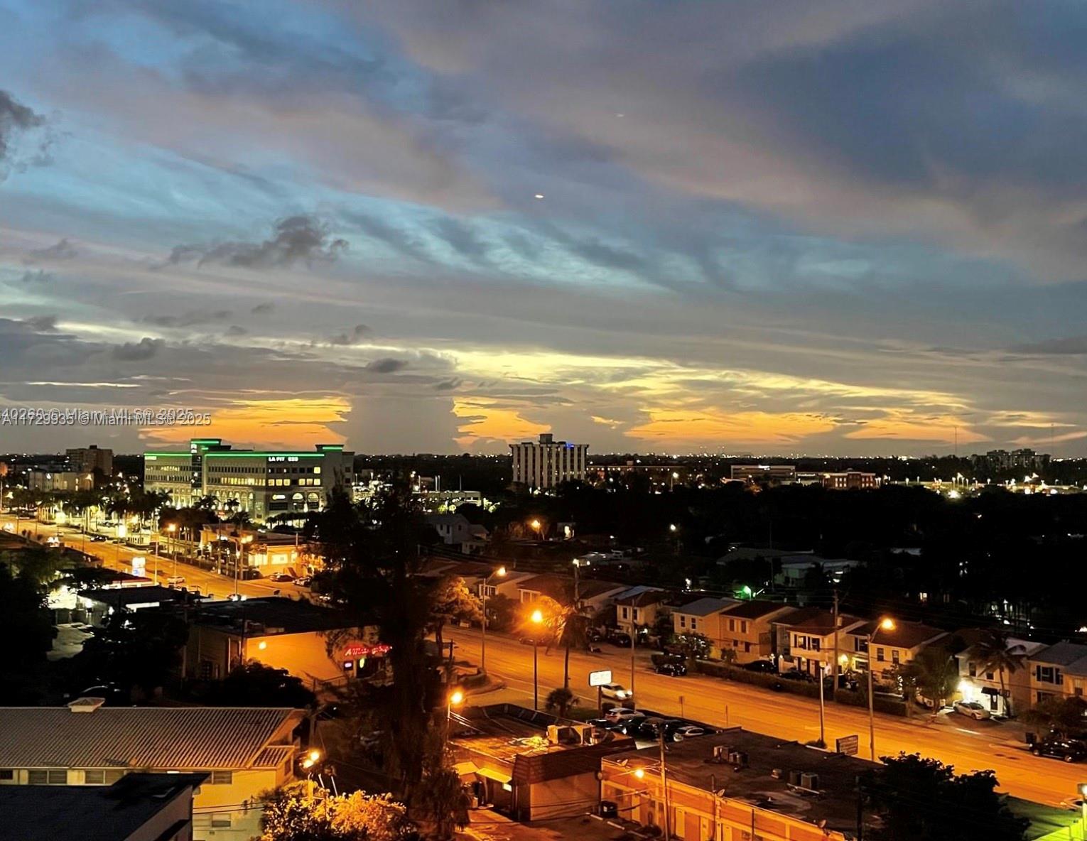 BAYVIEW TOWERS CONDO SOUT - Residential