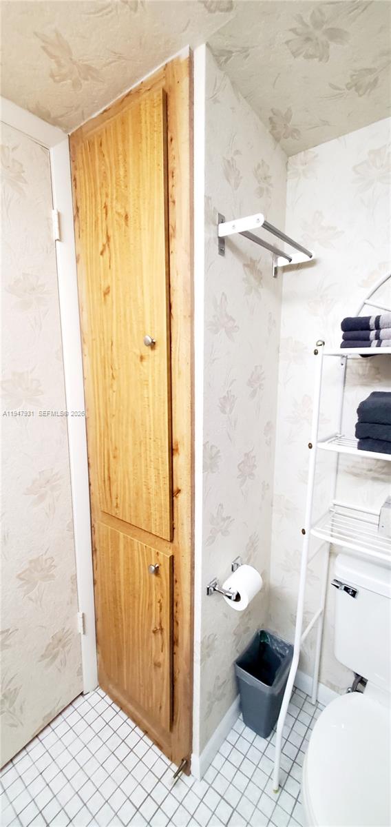 SUNRISE LAKES 168 CONDO - Residential