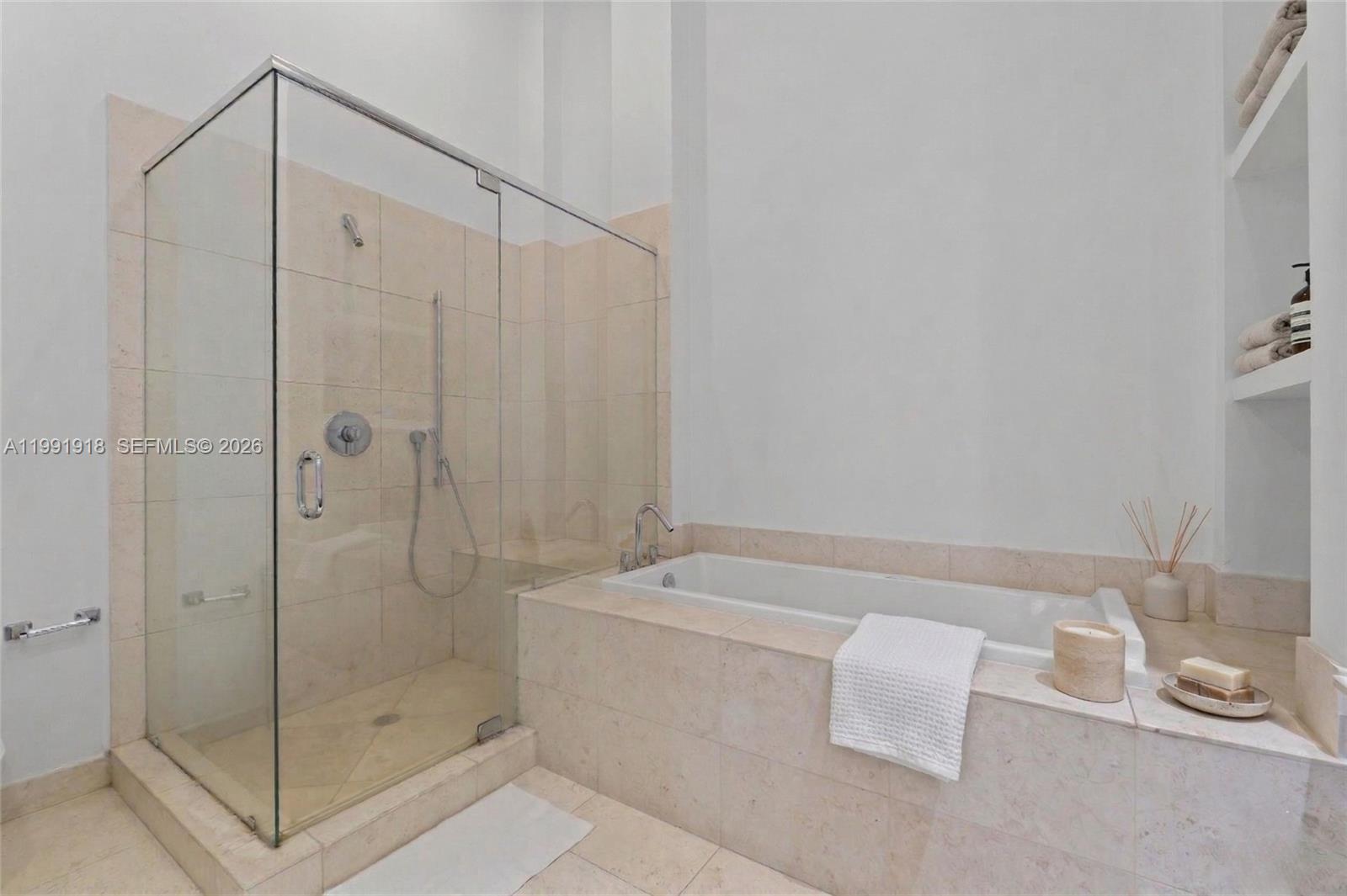 ICONBRICKELL CONDO NO 1 - Residential