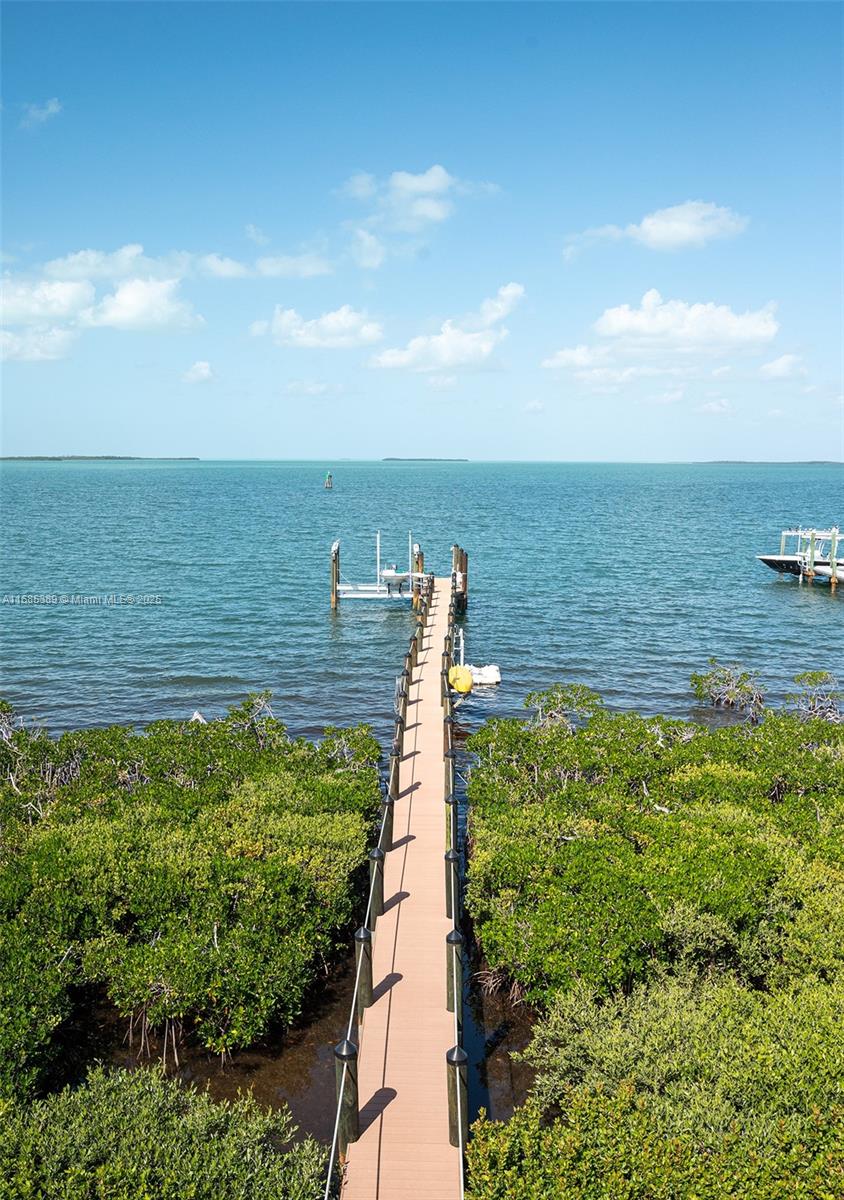 BUCCANEER PT (LARGO SOUND - Residential