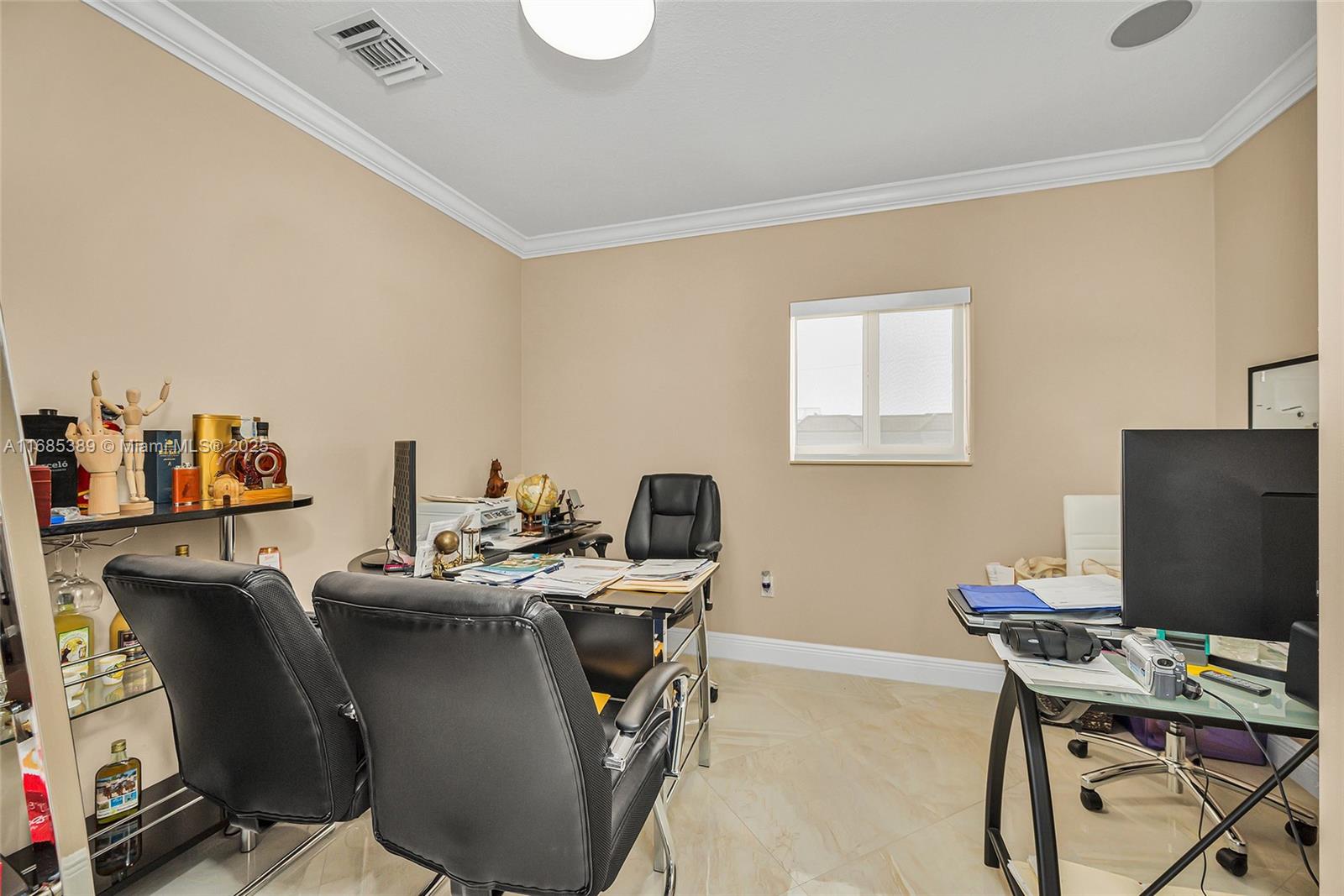 BUCCANEER PT (LARGO SOUND - Residential