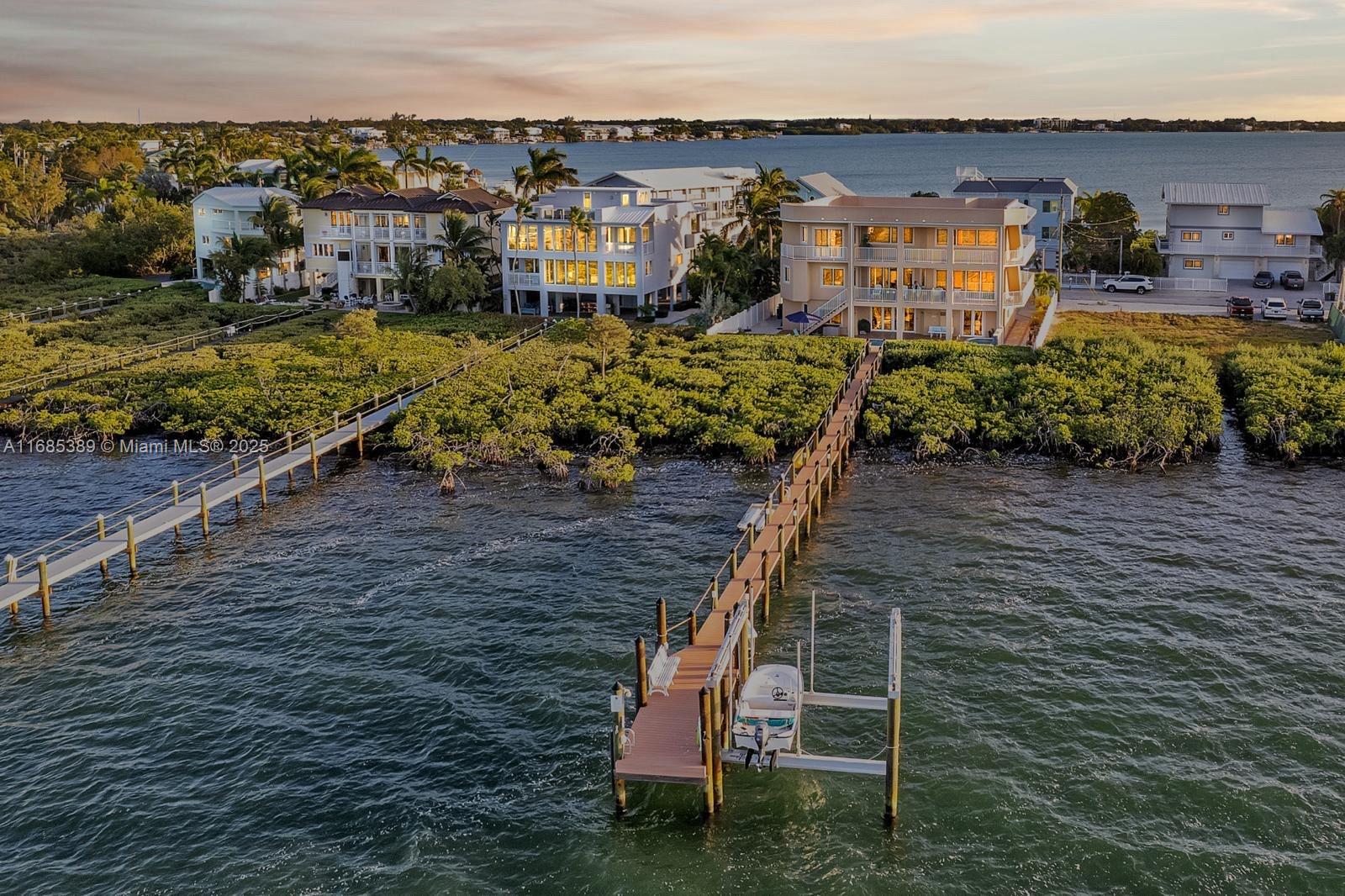 BUCCANEER PT (LARGO SOUND - Residential