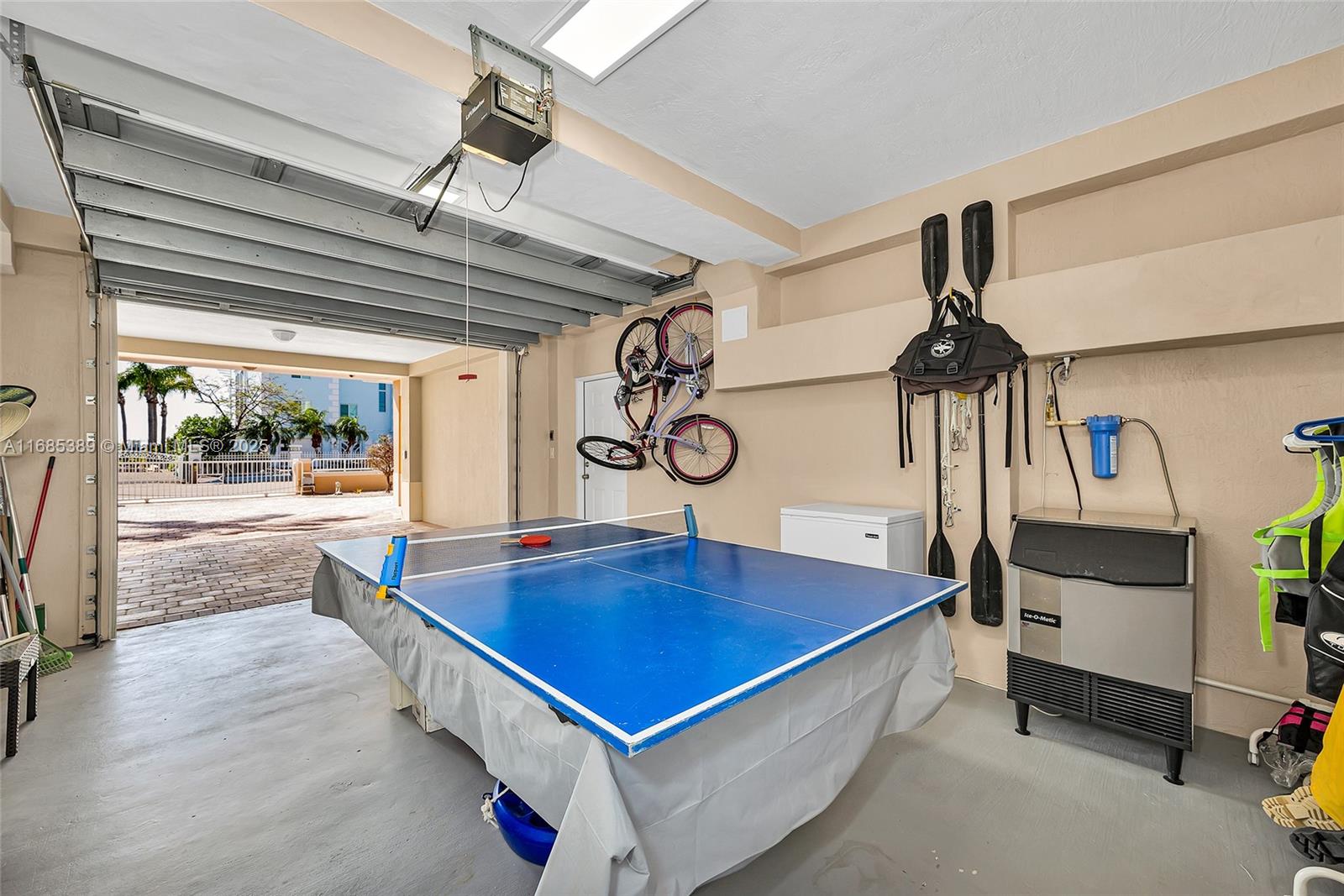 BUCCANEER PT (LARGO SOUND - Residential