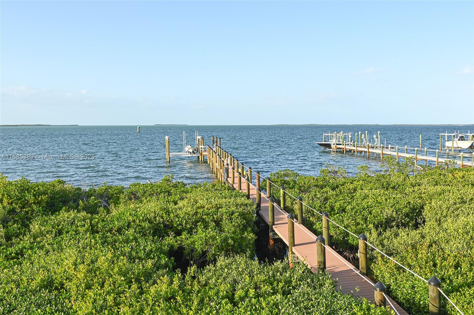 BUCCANEER PT (LARGO SOUND - Residential
