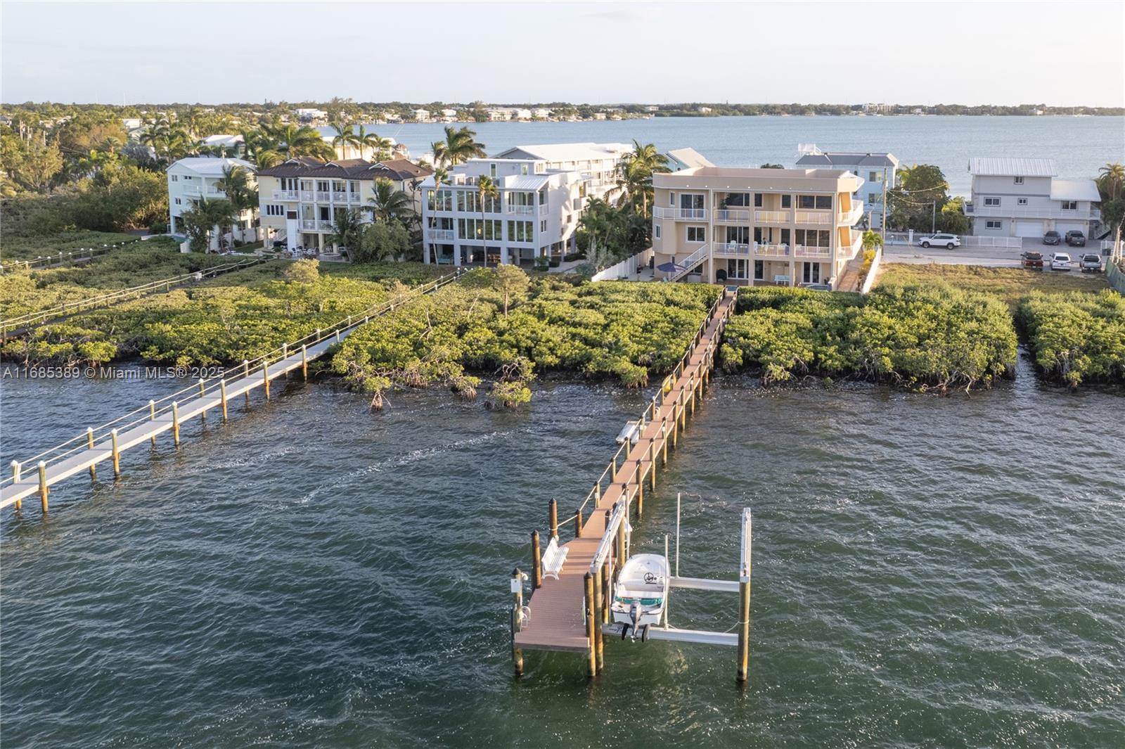 BUCCANEER PT (LARGO SOUND - Residential