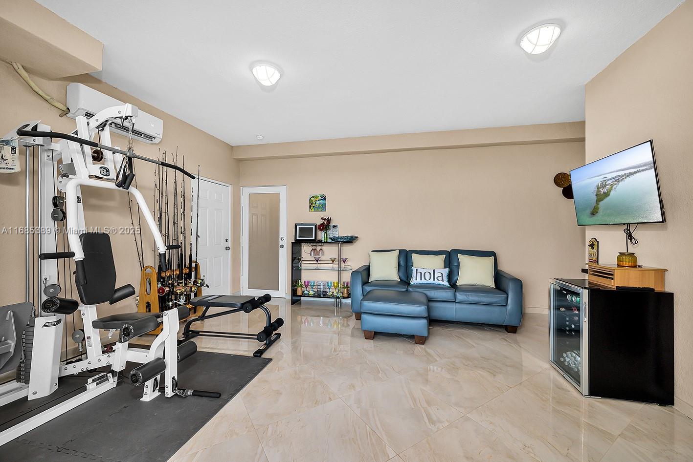 BUCCANEER PT (LARGO SOUND - Residential