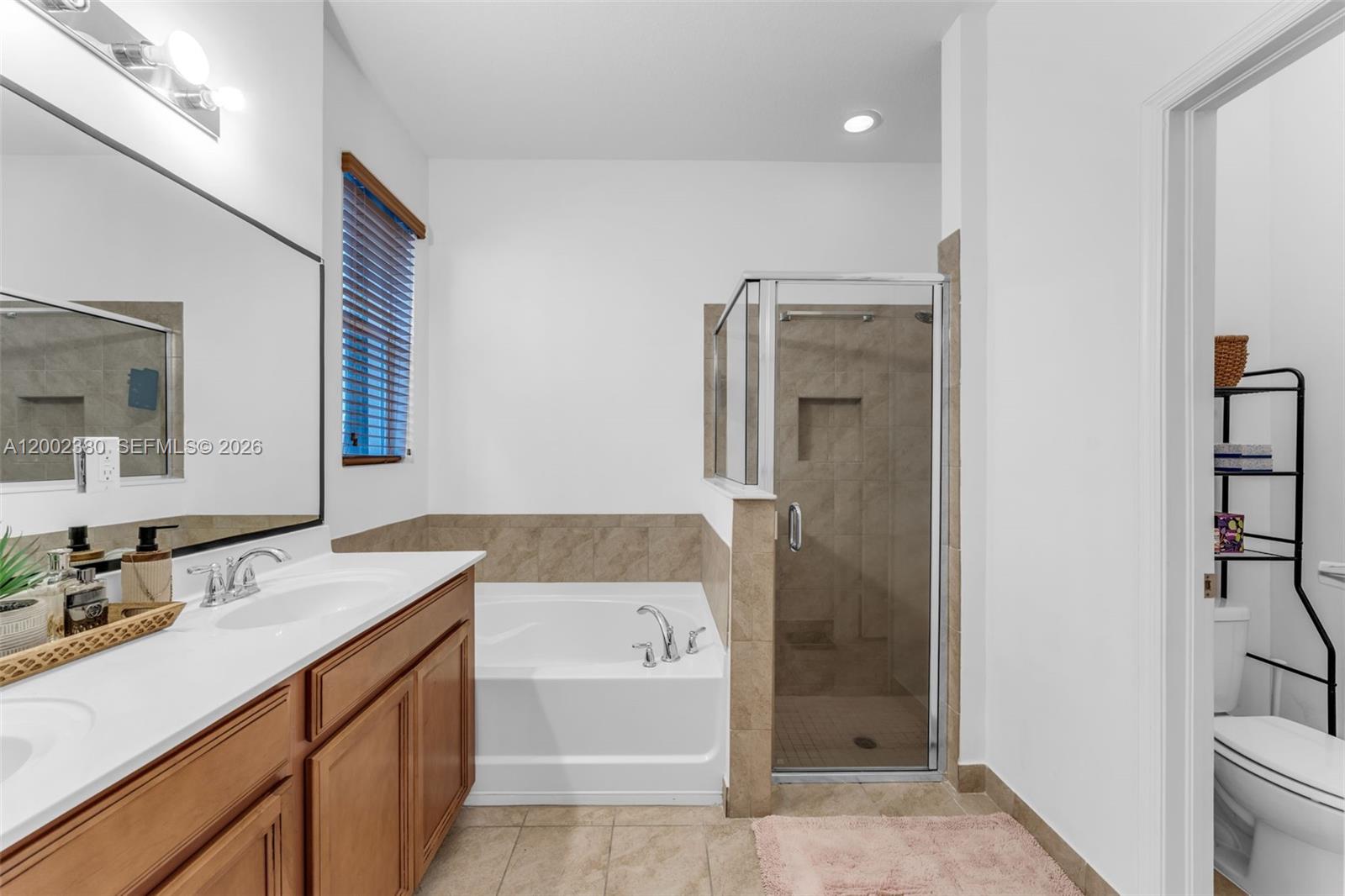 COUNTRY GARDENS SOUTH - Residential