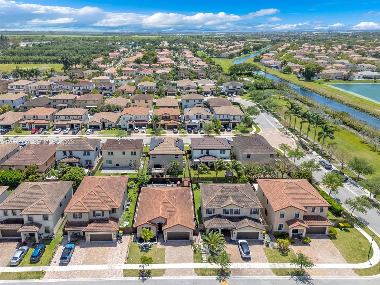 COUNTRY GARDENS SOUTH - Residential