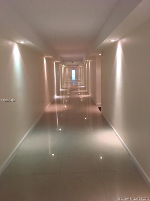 RACQUET CLUB APTS 2 AT BO - Residential Lease