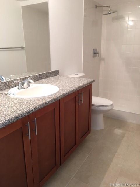 RACQUET CLUB APTS 2 AT BO - Residential Lease