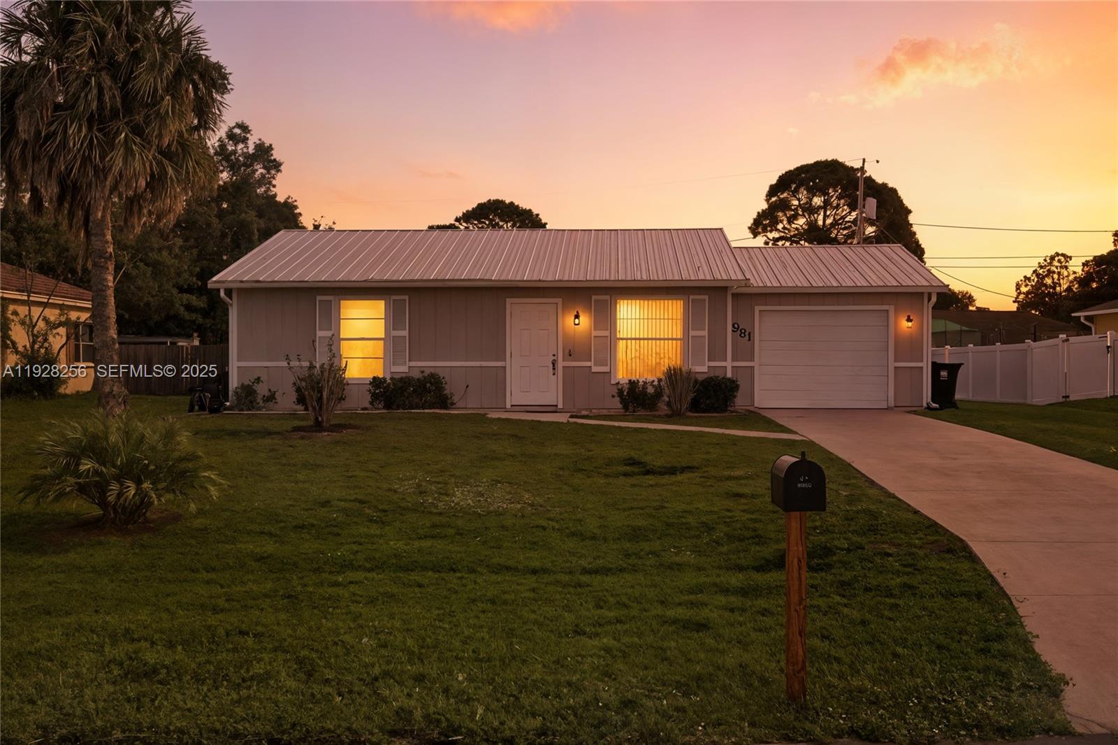 PORT ST LUCIE SECTION 16 - Residential