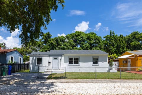 Photo of 1029 NW 42nd St, Miami, FL 33127 (MLS # A12076704)