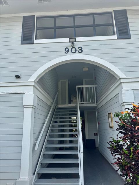 903 NE 199th St 101 Miami FL 33179