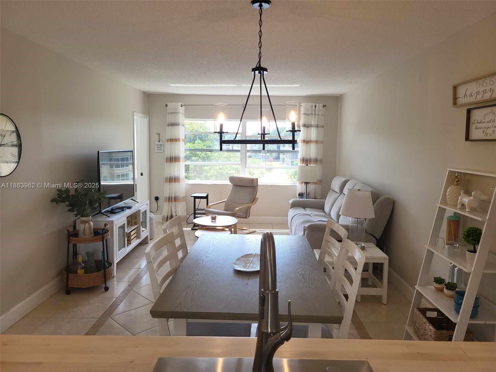 WALNUT GARDENS CONDO - Residential