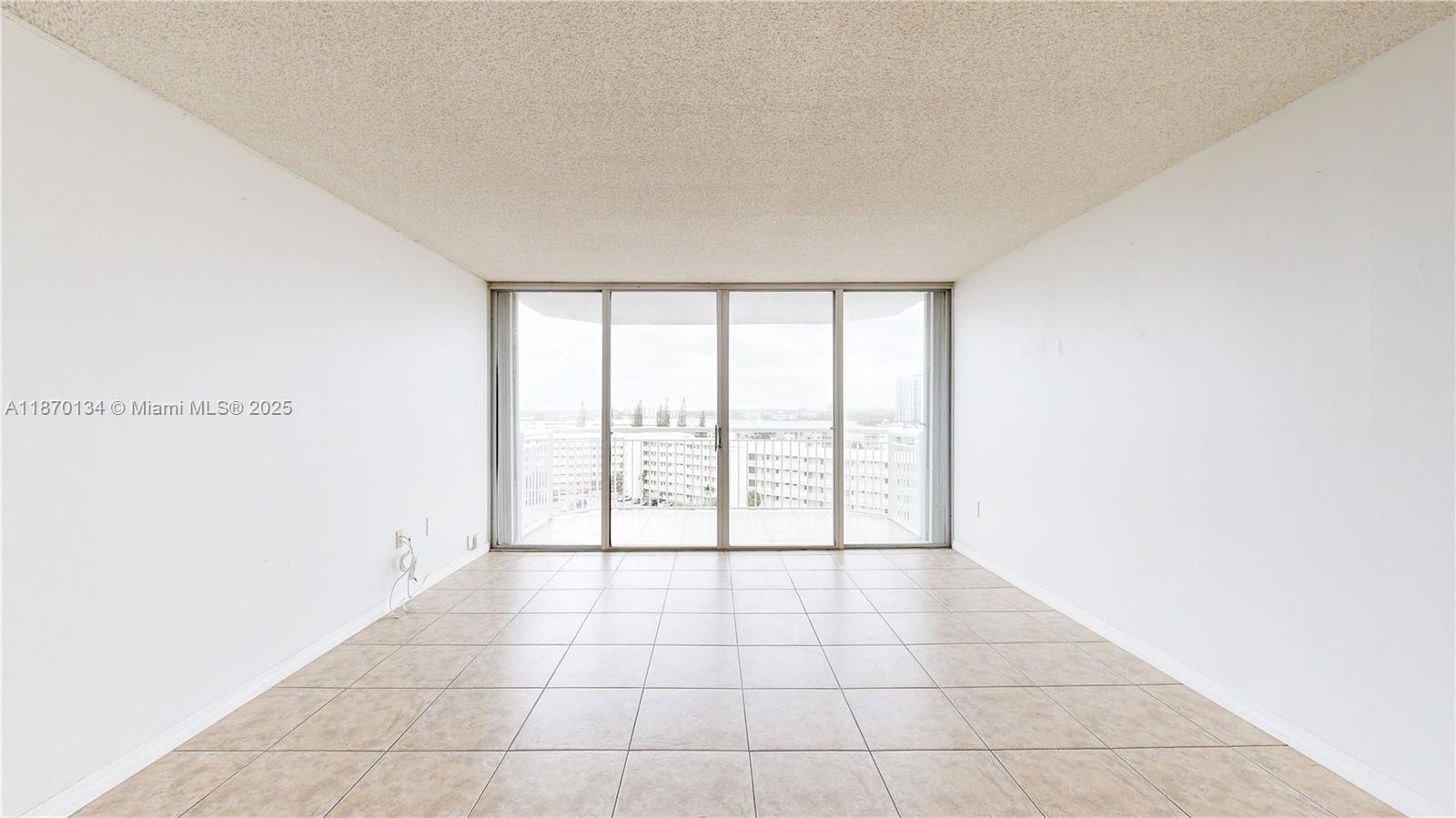 Del Prado waterfront living in Aventura! Sunlit 1BR/1.5BA on the 9th floor opens to an oversized balcony with wide canal and skyline views—your daily boat-watching perch. Spacious great room for living/dining, large bedroom with walk-in closet, plus a convenient guest half bath. Resort-style amenities include a 24-hr attended lobby, multiple pools, fitness center, clubhouse and on-site marina (check availability). Prime Biscayne Blvd location: minutes to Aventura Mall, Founders Park, Oleta River State Park, dining, Sunny Isles beaches and the Brightline Aventura Station. Association approval required. Easy to​​‌​​​​‌​‌​​​‌‌​​​‌‌‌​​‌​​‌‌​​​​ show.
