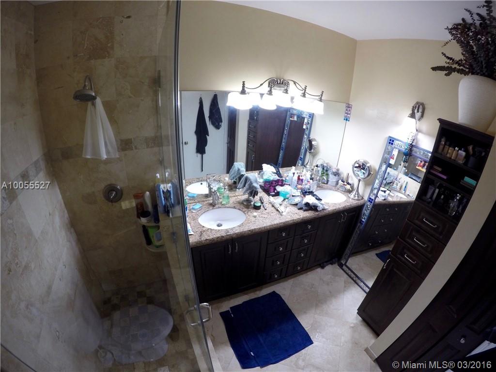 Anchorage At Miami Lakes - Residential