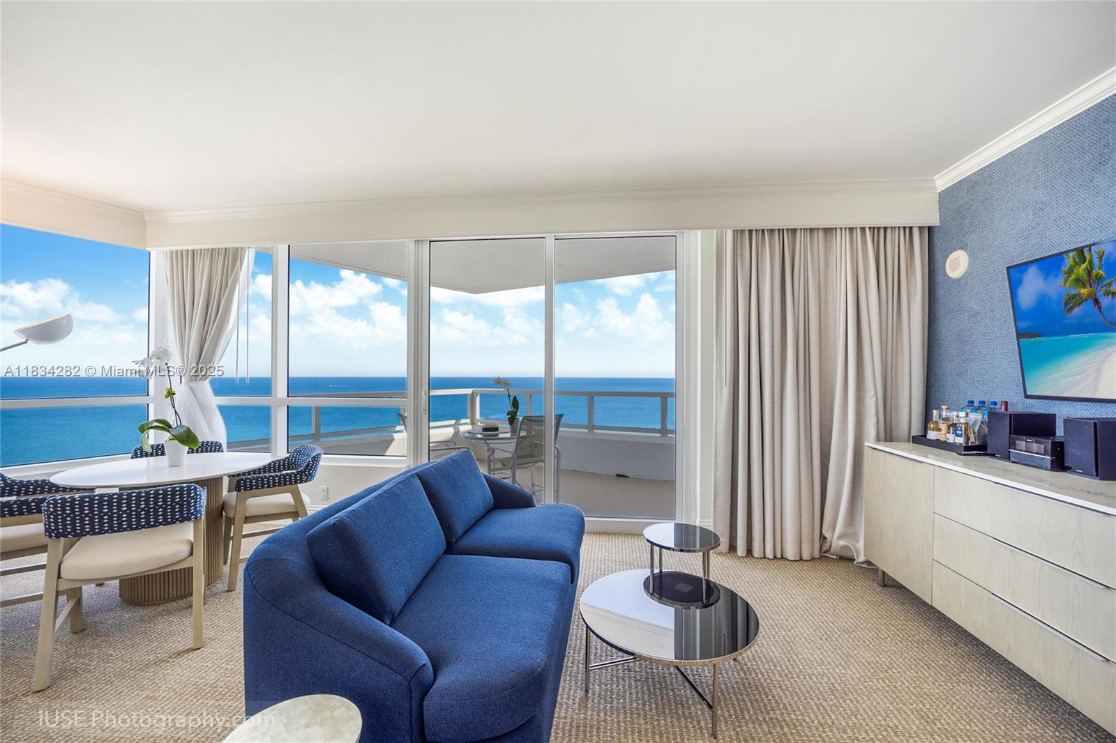 4401 Collins Ave 3603