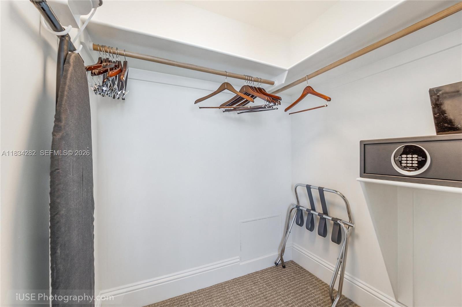 FONTAINEBLEAU II CONDO - Residential