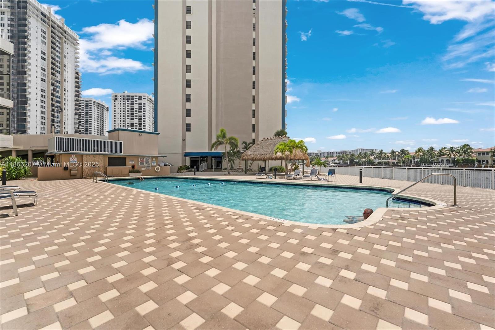 ALLINGTON TOWERS NORTH CO - Residential