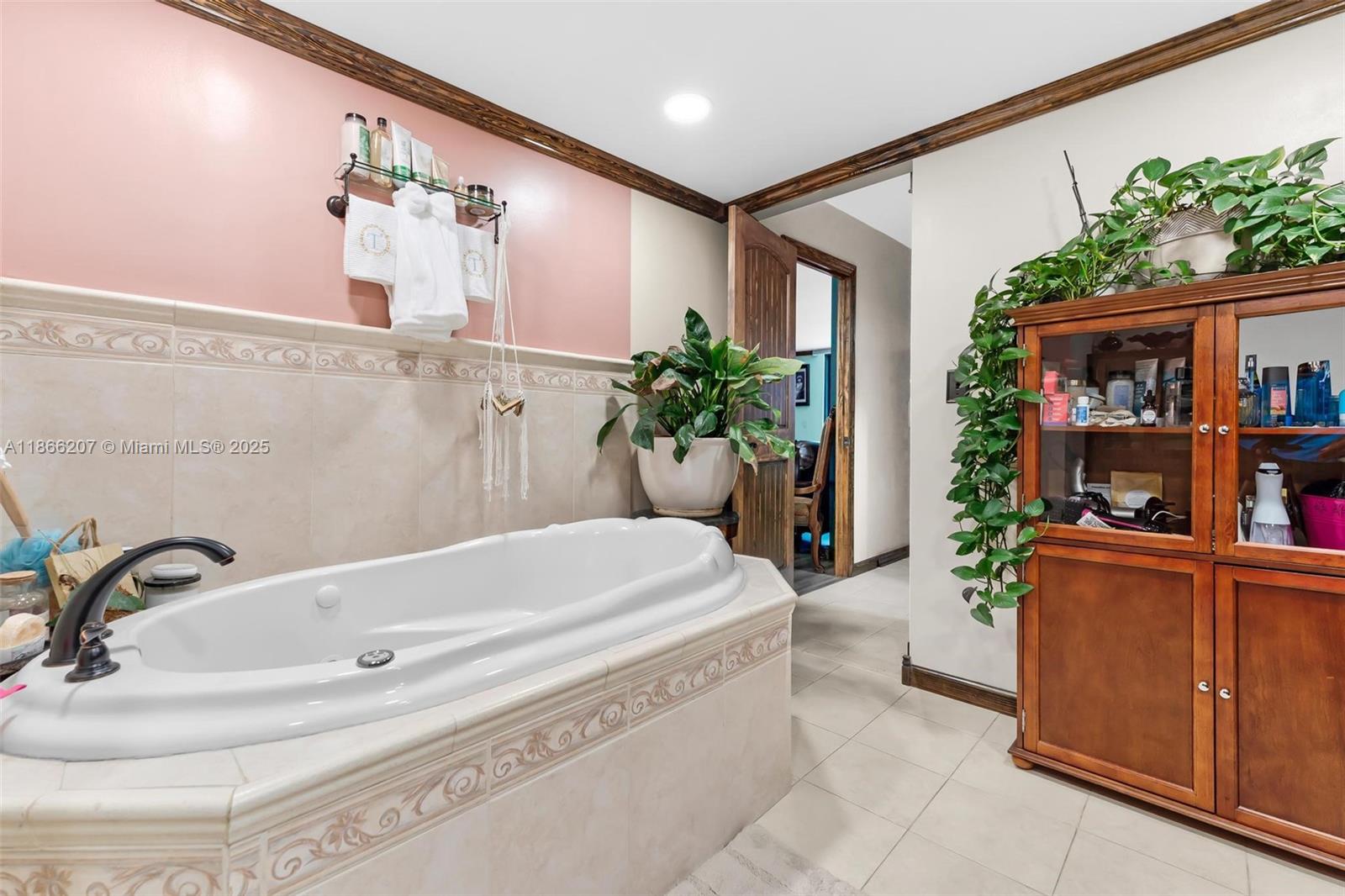 ALLINGTON TOWERS NORTH CO - Residential