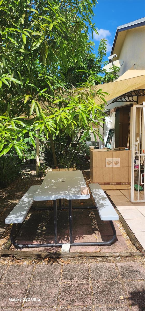 PRINCETONIAN BY THE PARK - Residential