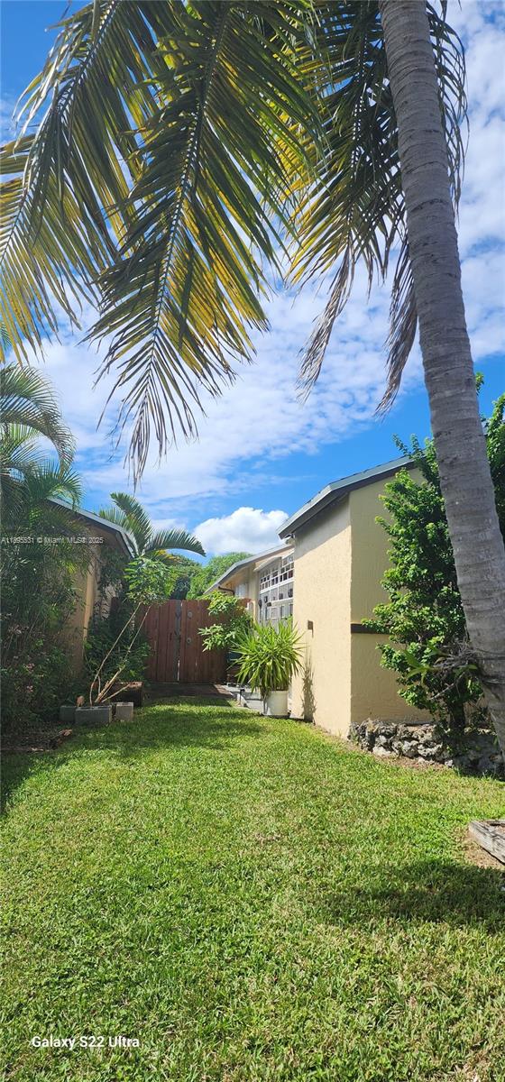 PRINCETONIAN BY THE PARK - Residential