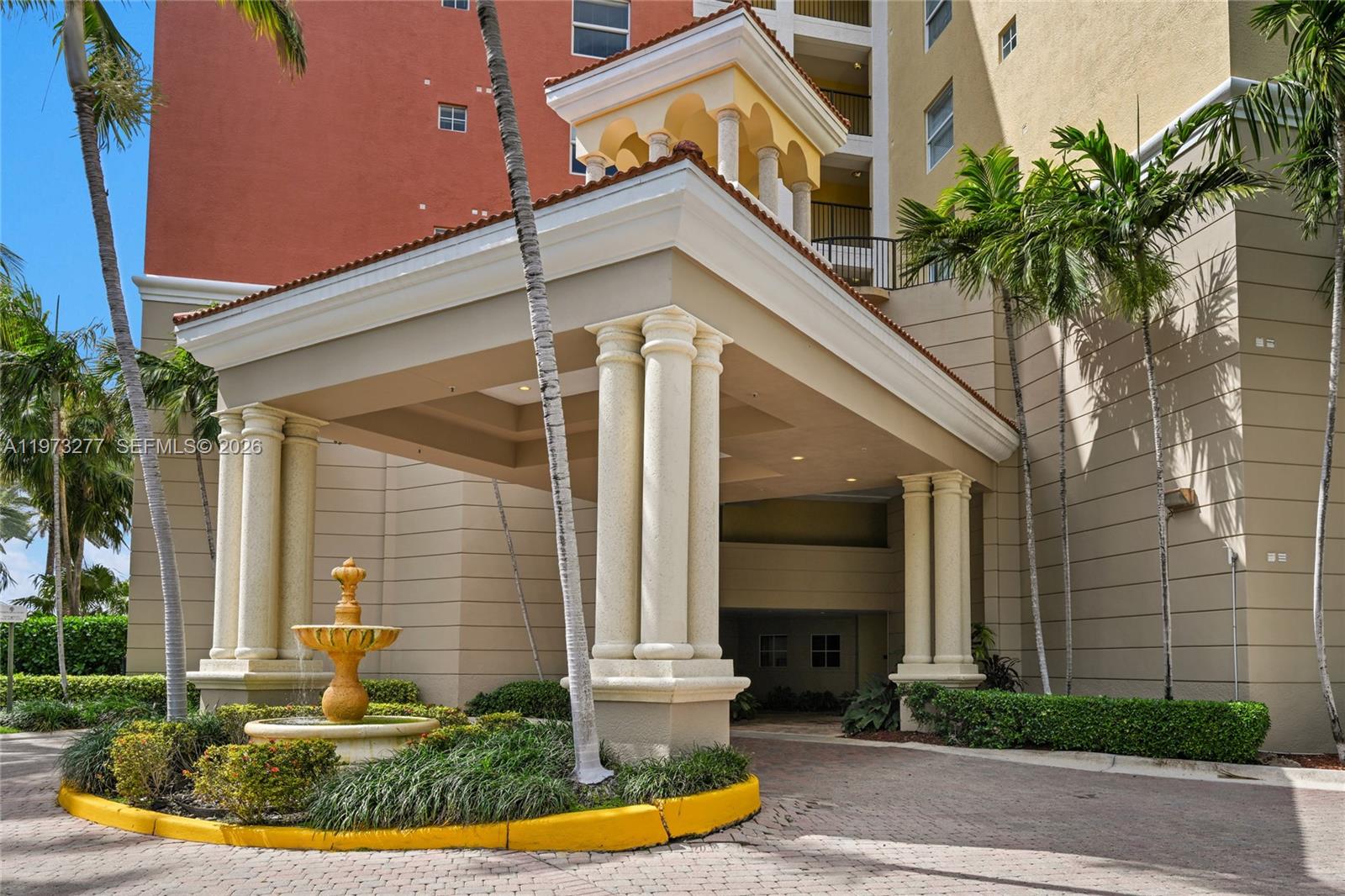 PORTO BELLAGIO CONDO - Residential