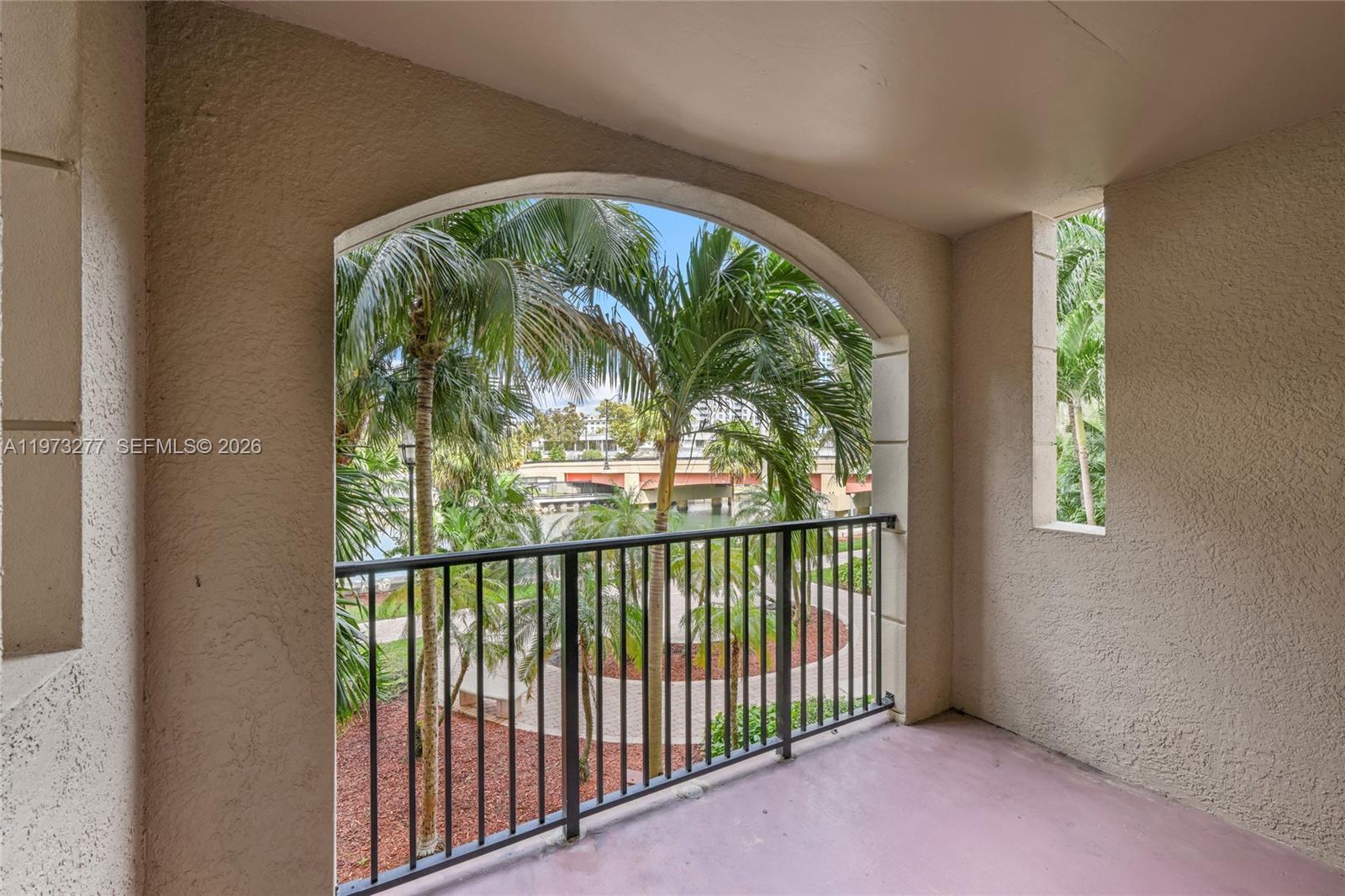 PORTO BELLAGIO CONDO - Residential