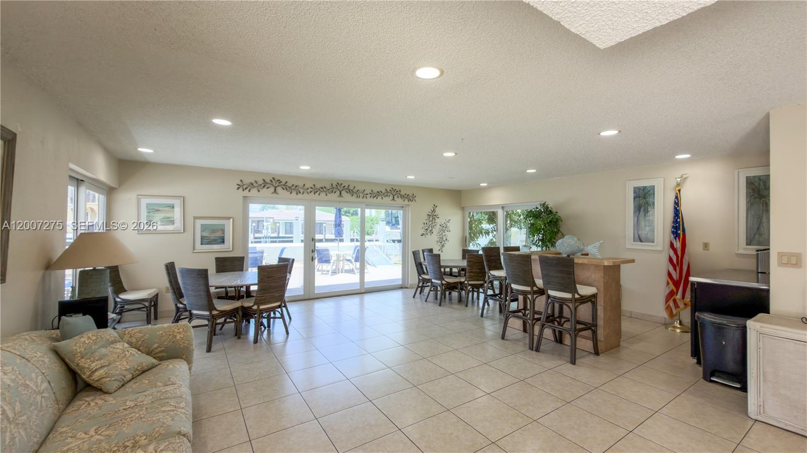 DELPHI TOWERS CONDO - Residential