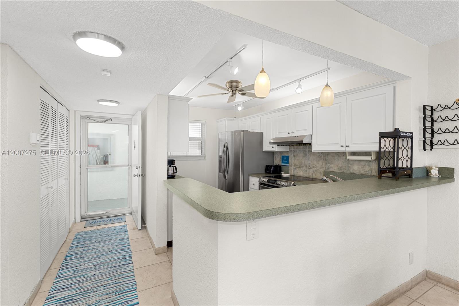 DELPHI TOWERS CONDO - Residential