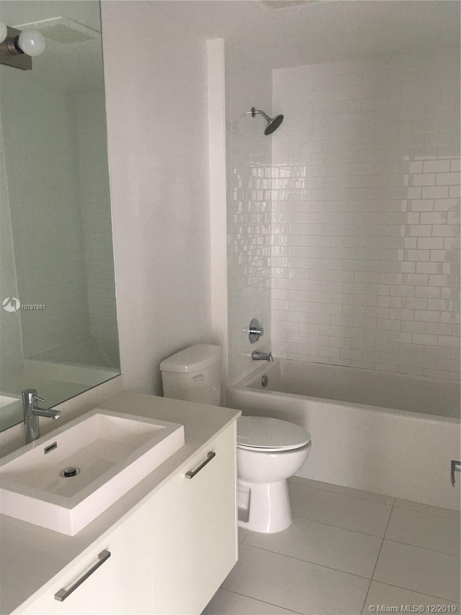 CENTRO - Residential Lease