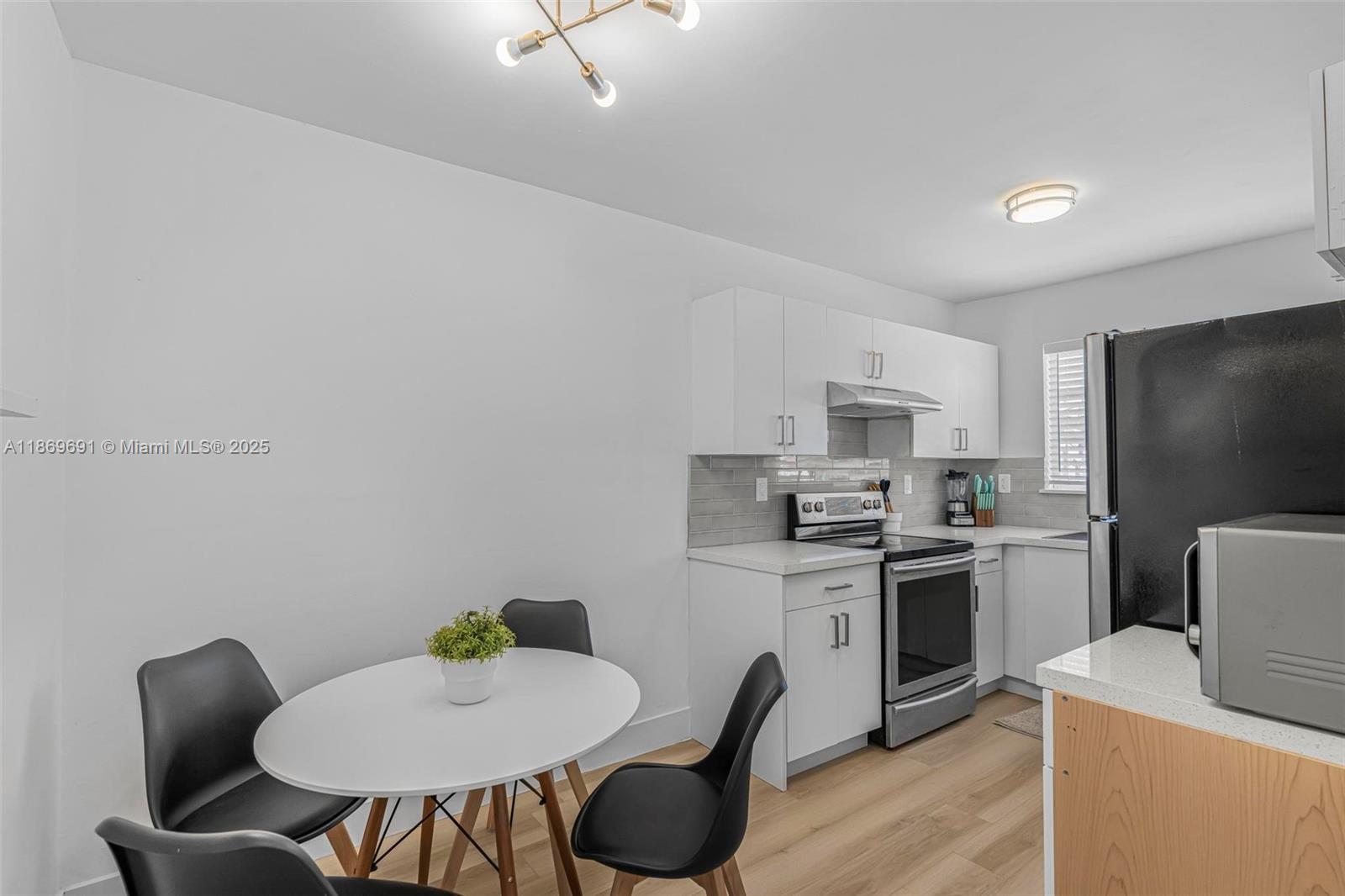 2661 SW 28 Ct 1