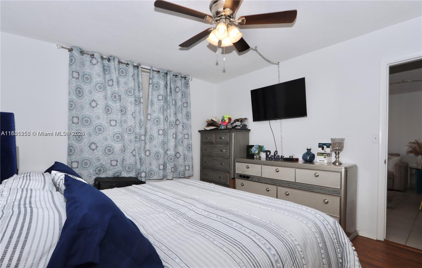 POINT EAST SEC 4 CONDO - Residential Lease