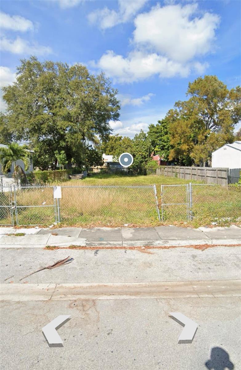 247 NW 45th St