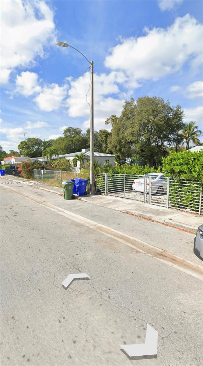 247 NW 45th St