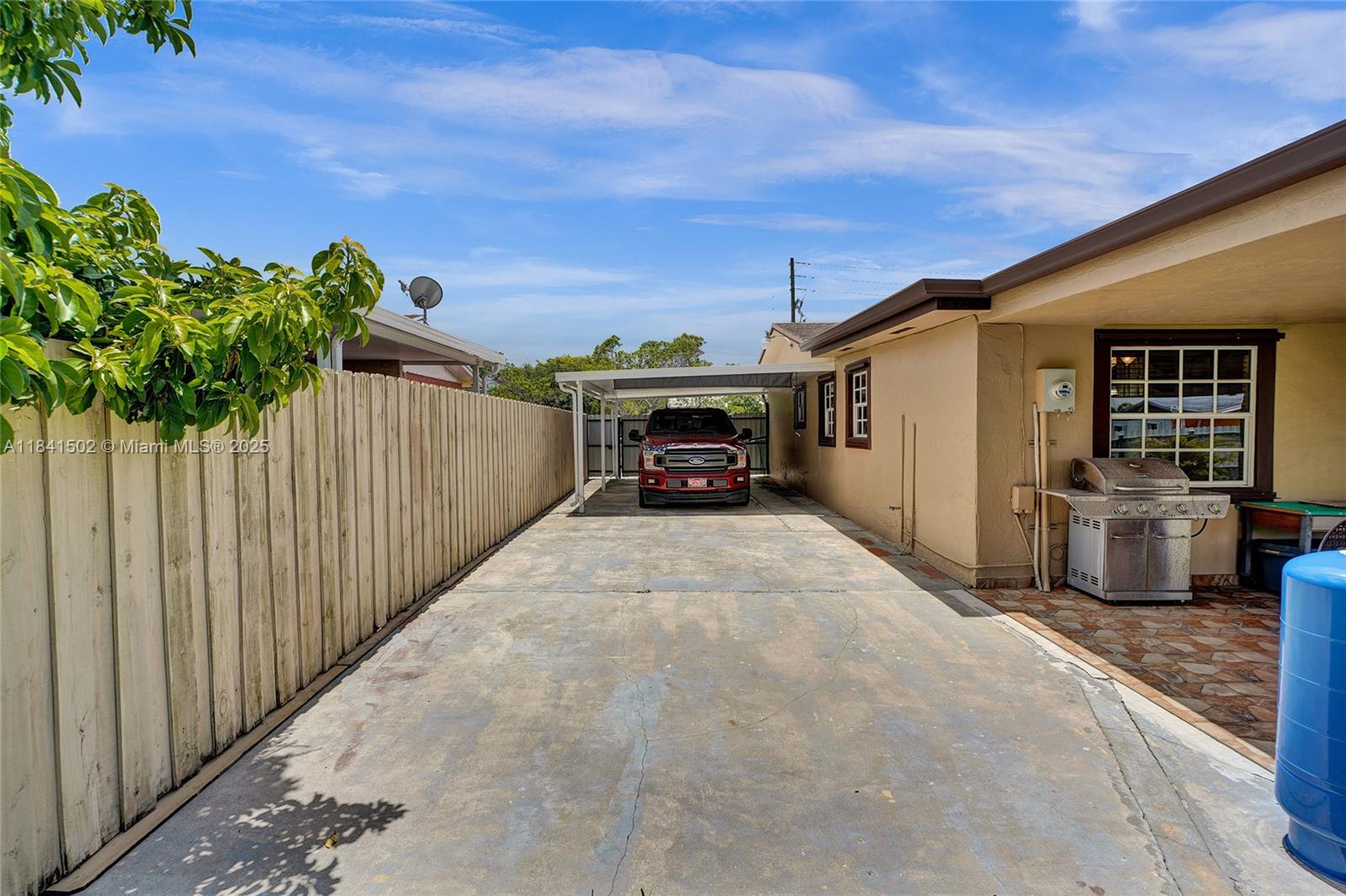 LOS ANGELES ESTATES SEC 2 - Residential