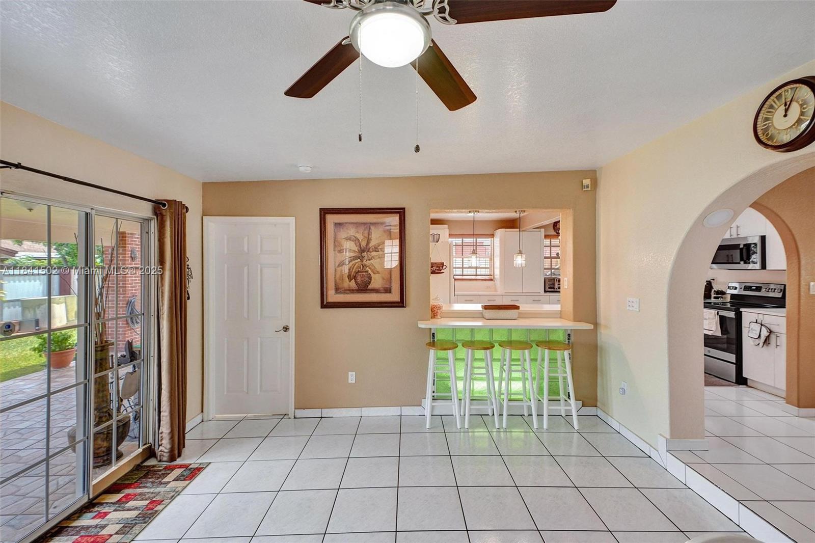 LOS ANGELES ESTATES SEC 2 - Residential