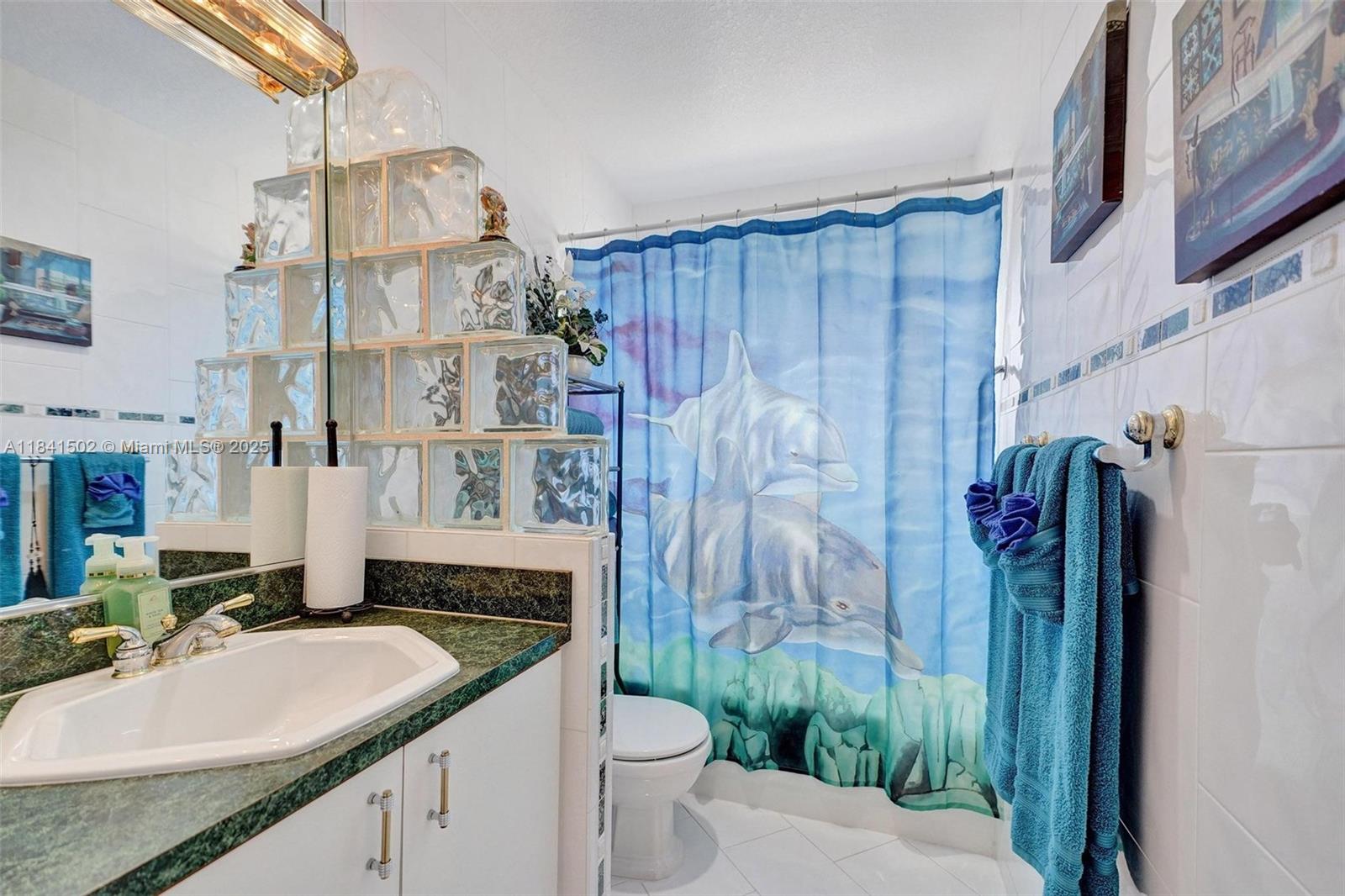 LOS ANGELES ESTATES SEC 2 - Residential