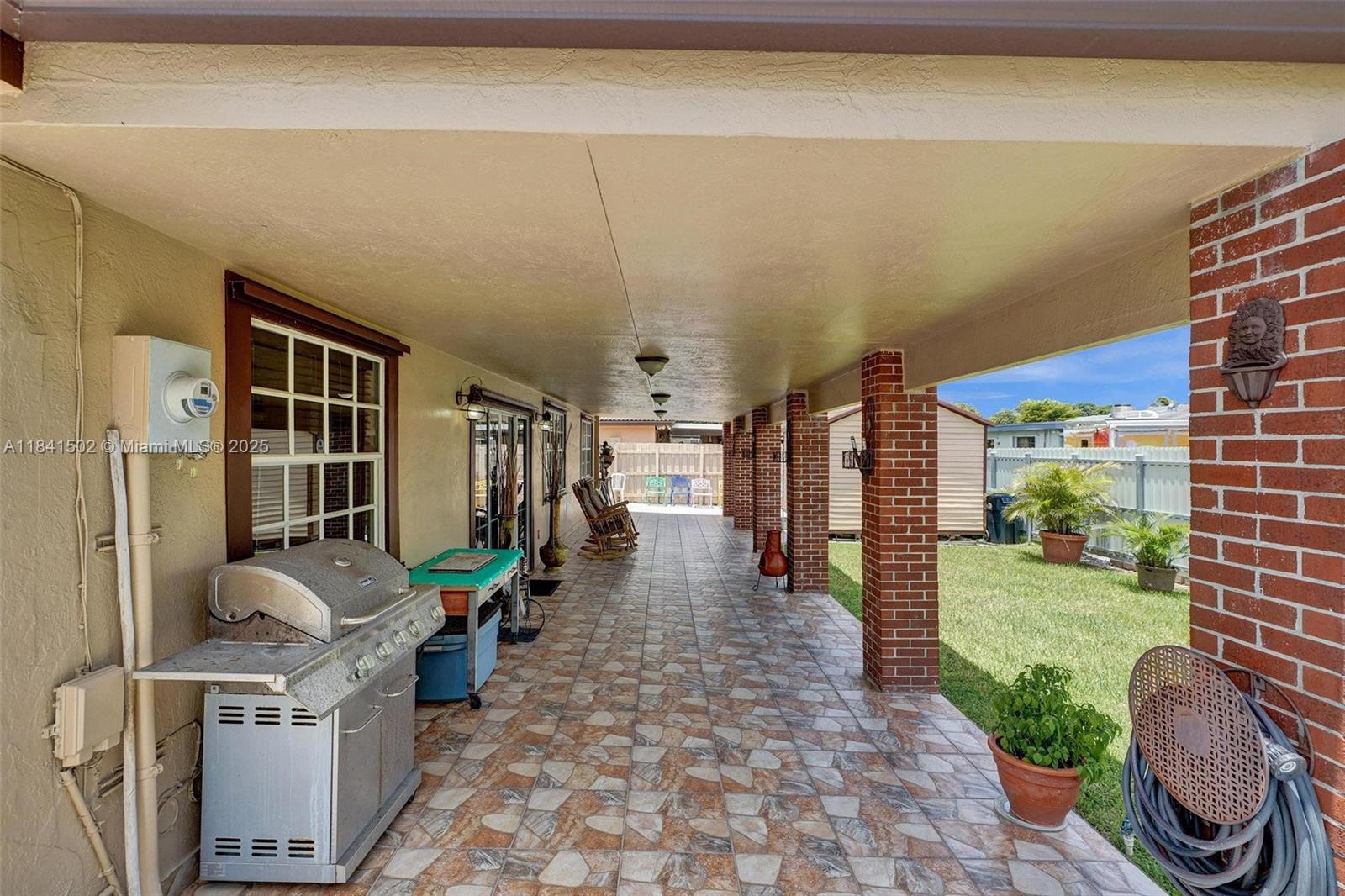 LOS ANGELES ESTATES SEC 2 - Residential