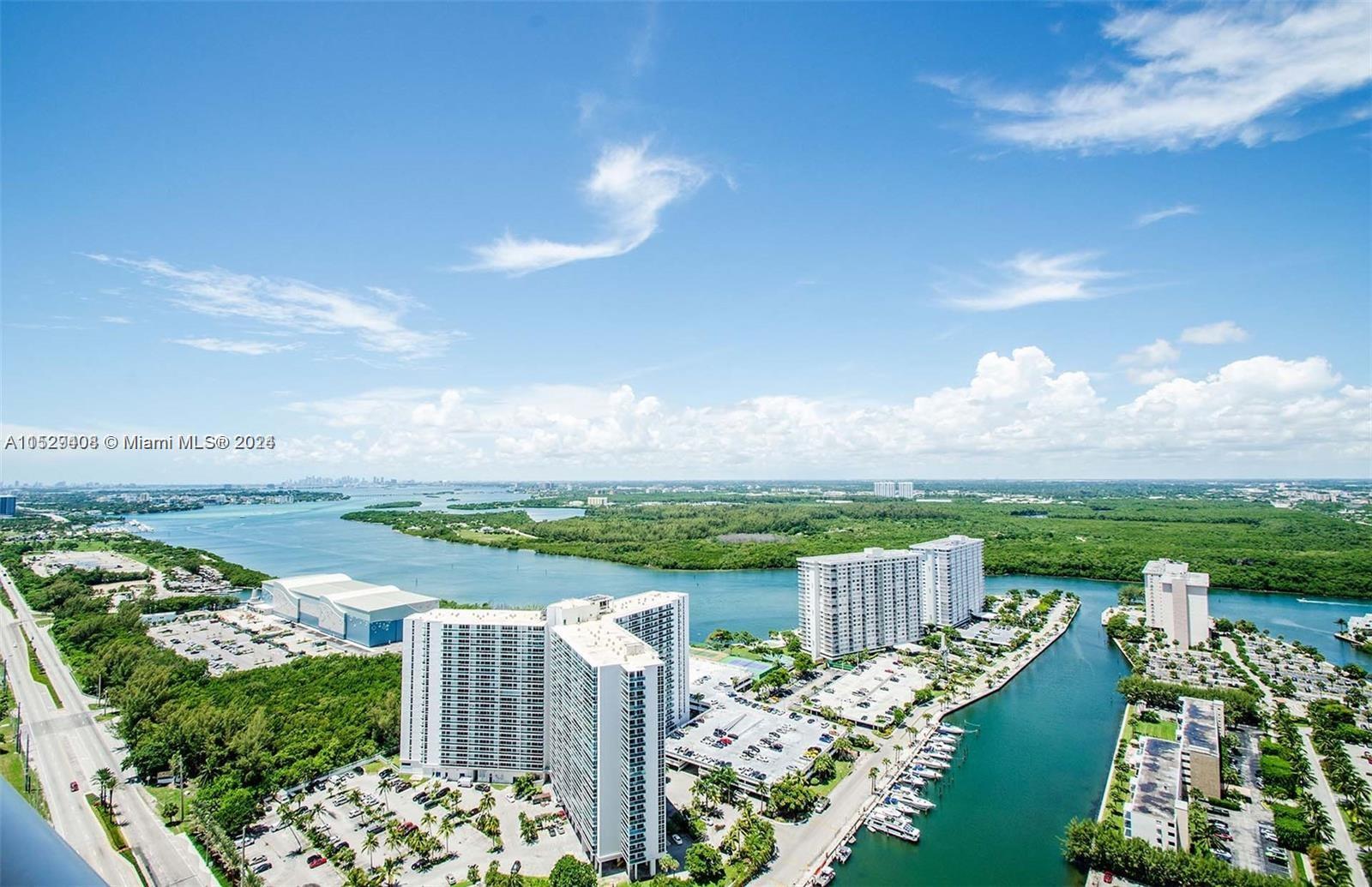 TDR TOWER II CONDO - Residential