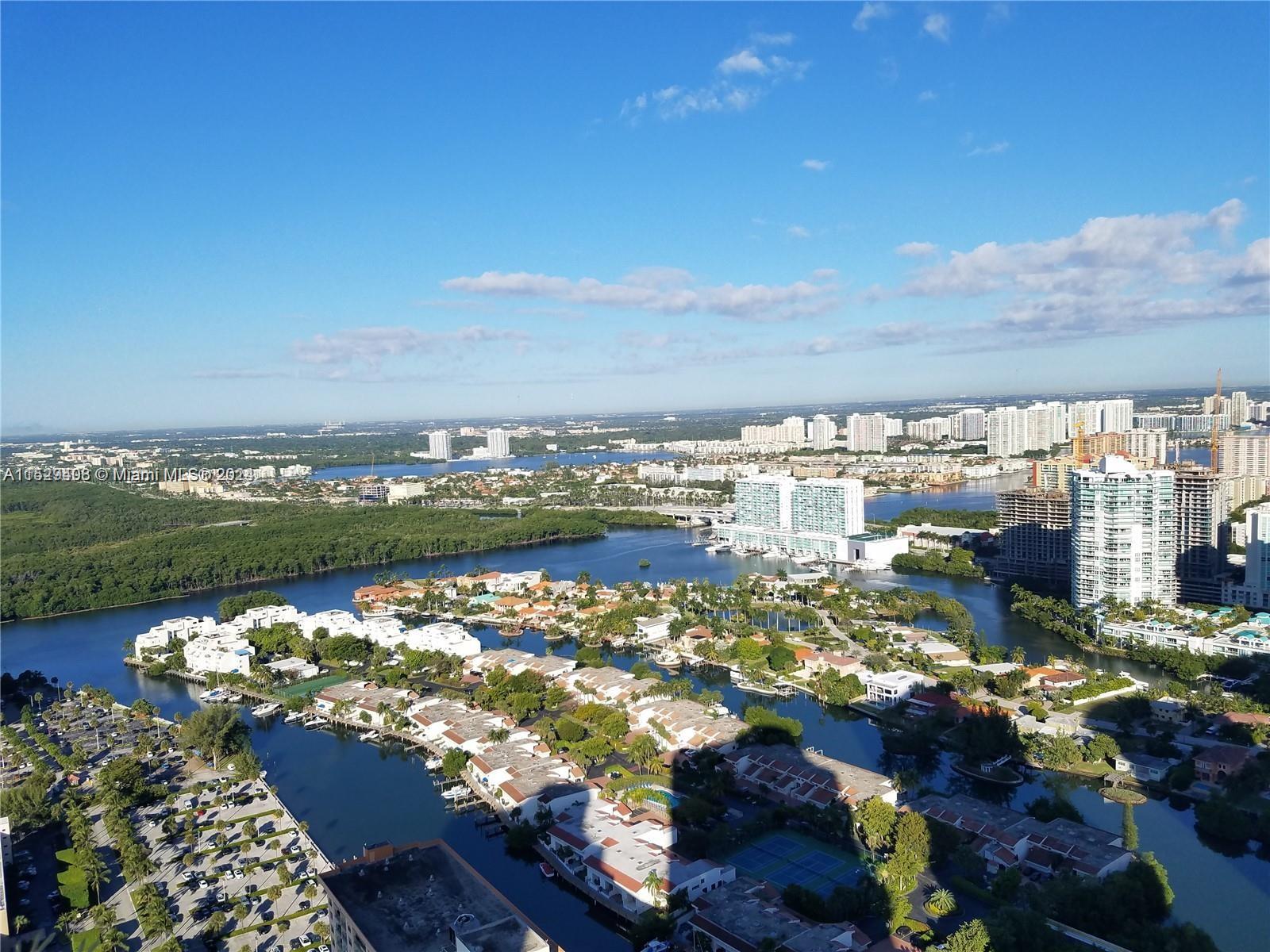 TDR TOWER II CONDO - Residential