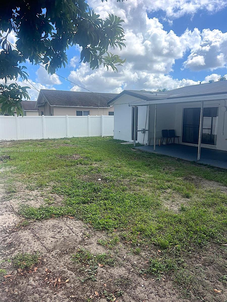 SANDALFOOT COVE SEC 4 - Residential