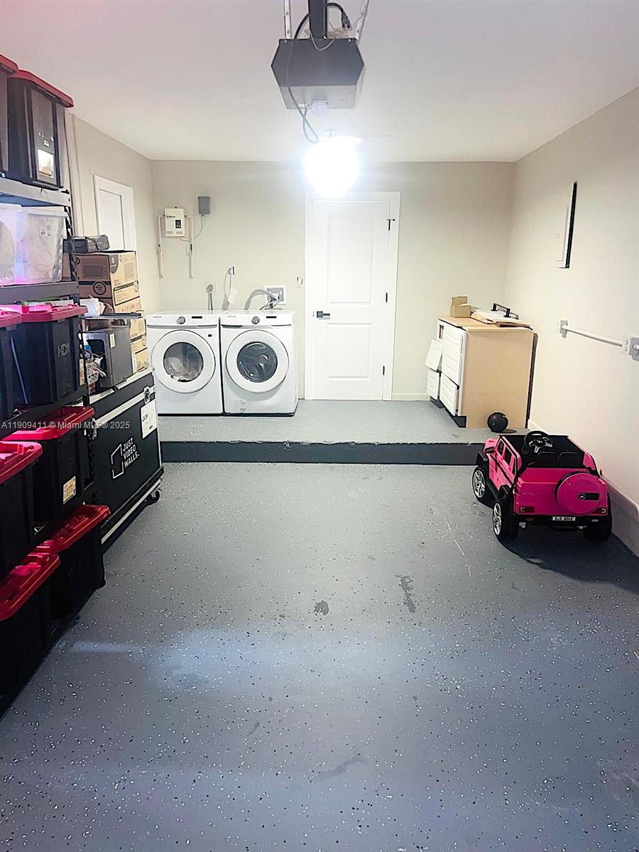 SANDALFOOT COVE SEC 4 - Residential