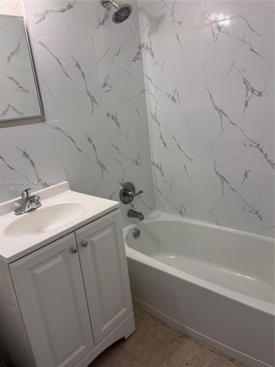 WEST MOORLAND AMD - Residential Lease