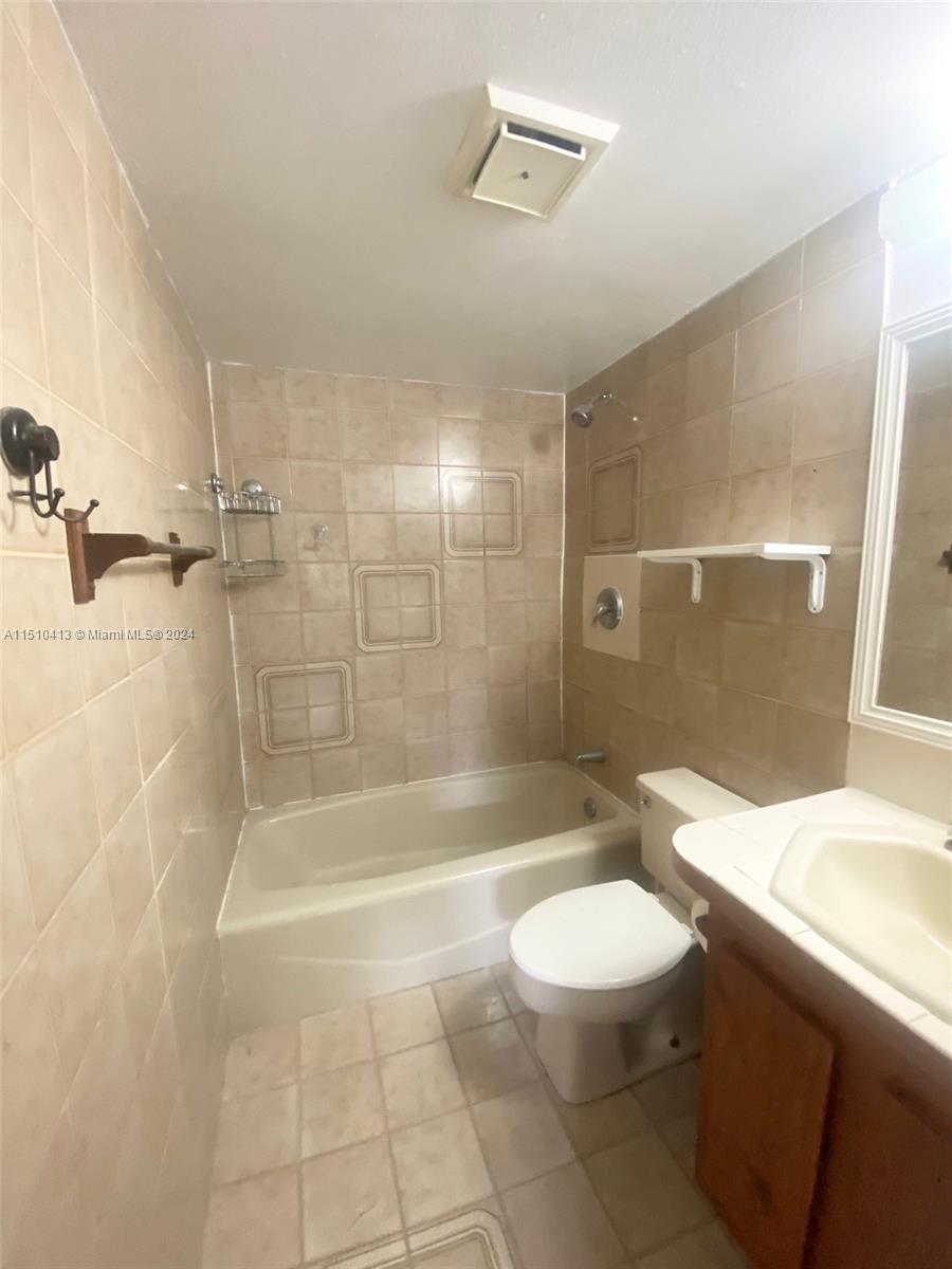 APPLE CREEK 4 - Residential