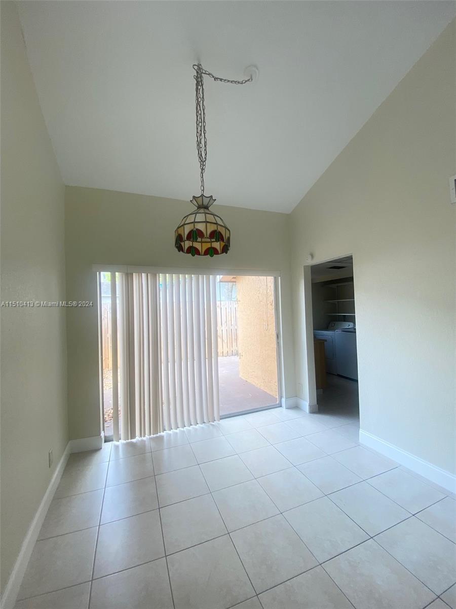 APPLE CREEK 4 - Residential