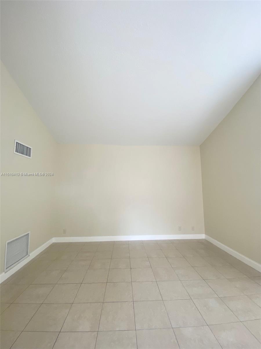APPLE CREEK 4 - Residential
